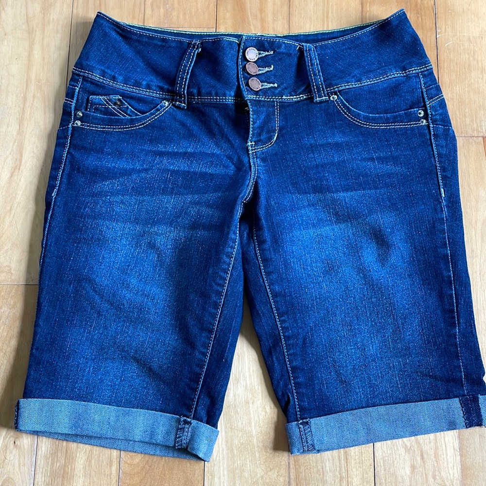 YMI 26 Low Rise Jean Shorts